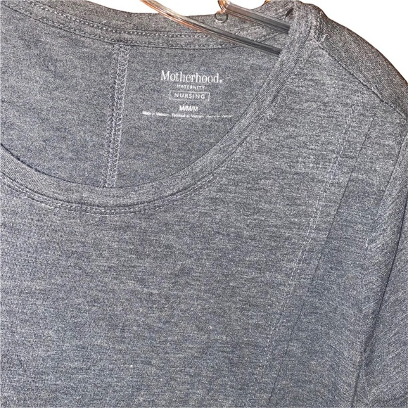 Motherhood Maternity PULL OVER TULIP HEM NURSING TEE Medium M Gray - Picture 4 of 5